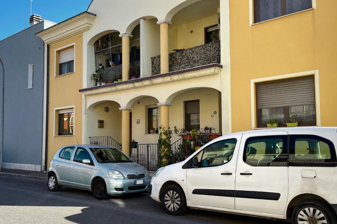 Aristanis Home Vacation Apartment Ористано Екстериор снимка
