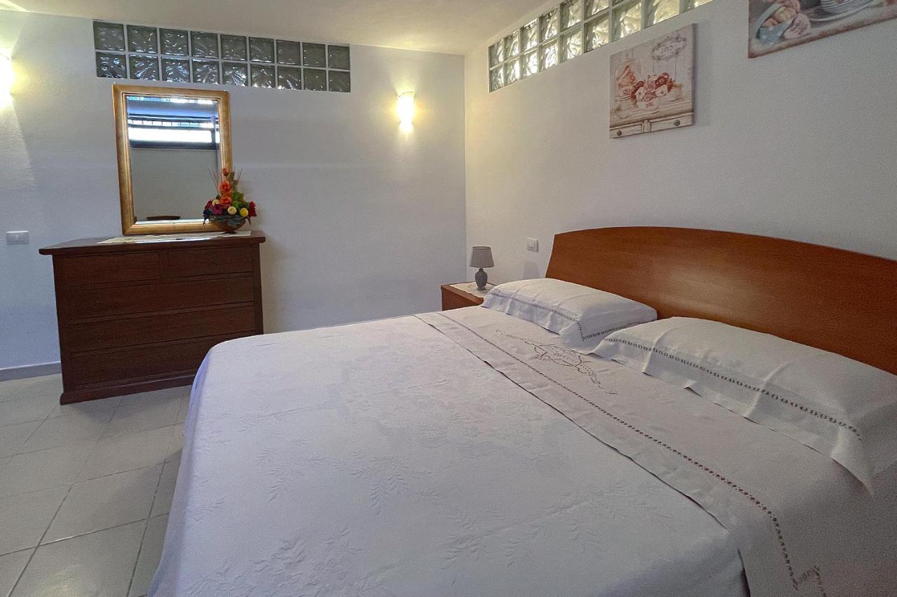 Aristanis Home Vacation Apartment Ористано Екстериор снимка